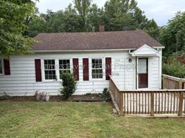 featured image of 1312 Laurel Ln