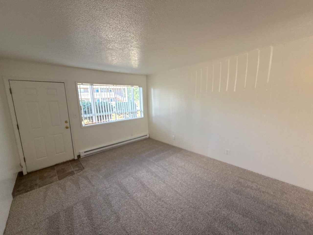 550 Sw Levens St #21 - Photo 5 of 17