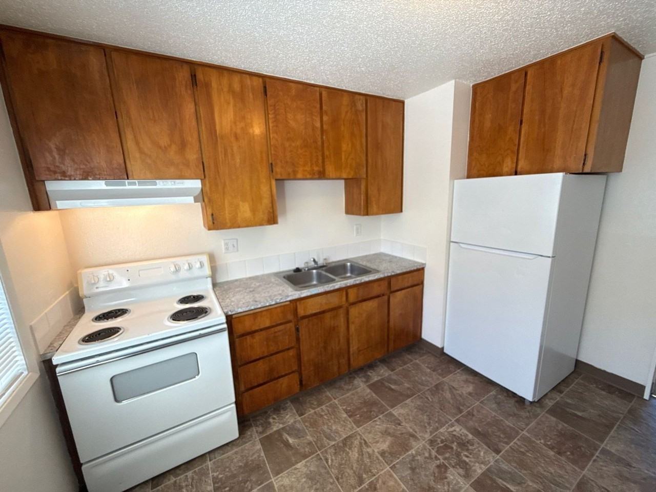 550 Sw Levens St #21 - Photo 6 of 17