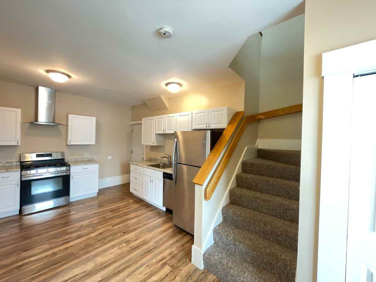 46 Glass St #6 - Photo 4 of 16