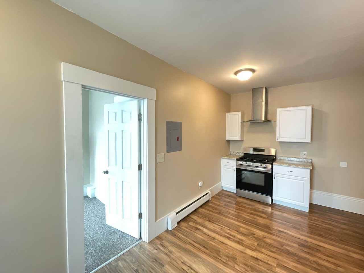 46 Glass St #6 - Photo 7 of 16