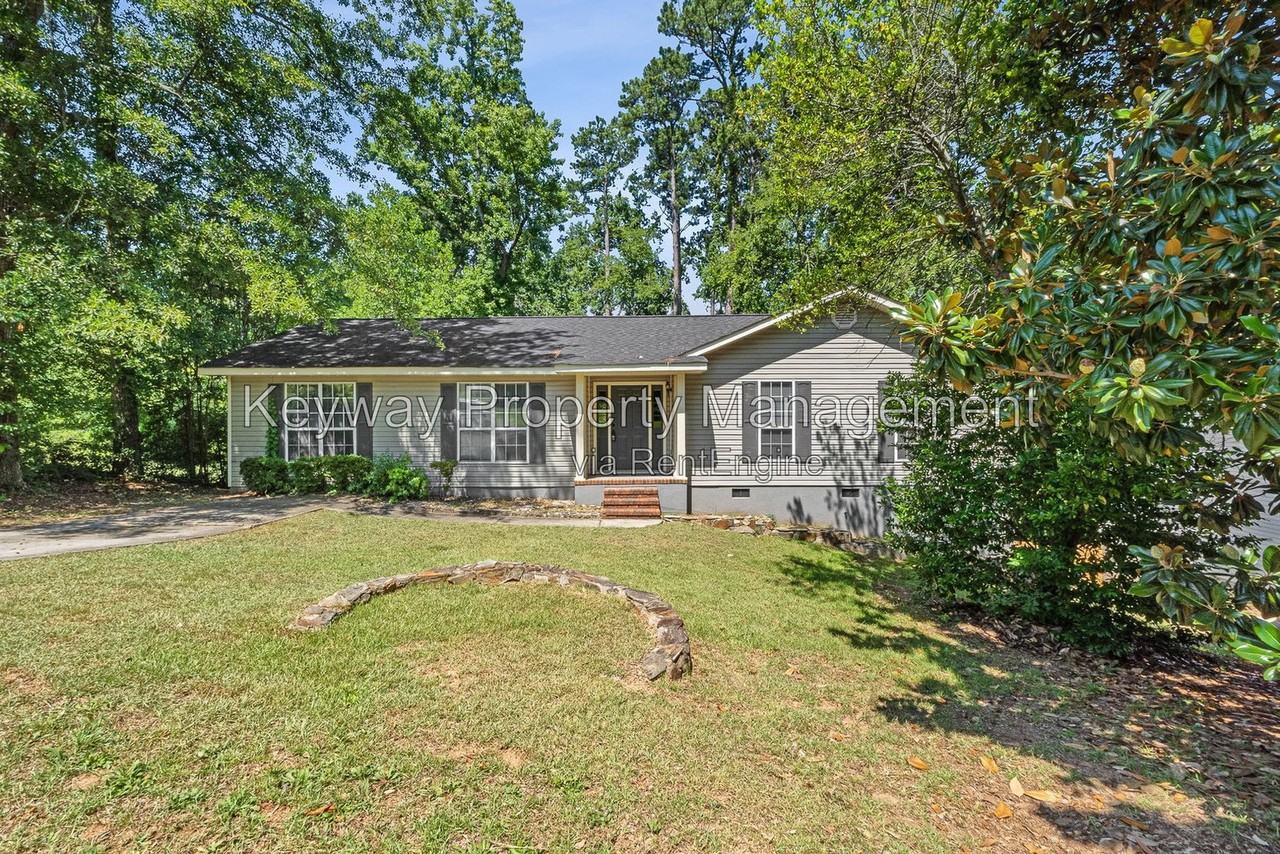 4263 Waylon Dr
