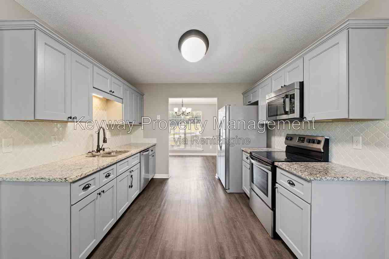 4263 Waylon Dr - Photo 7 of 27