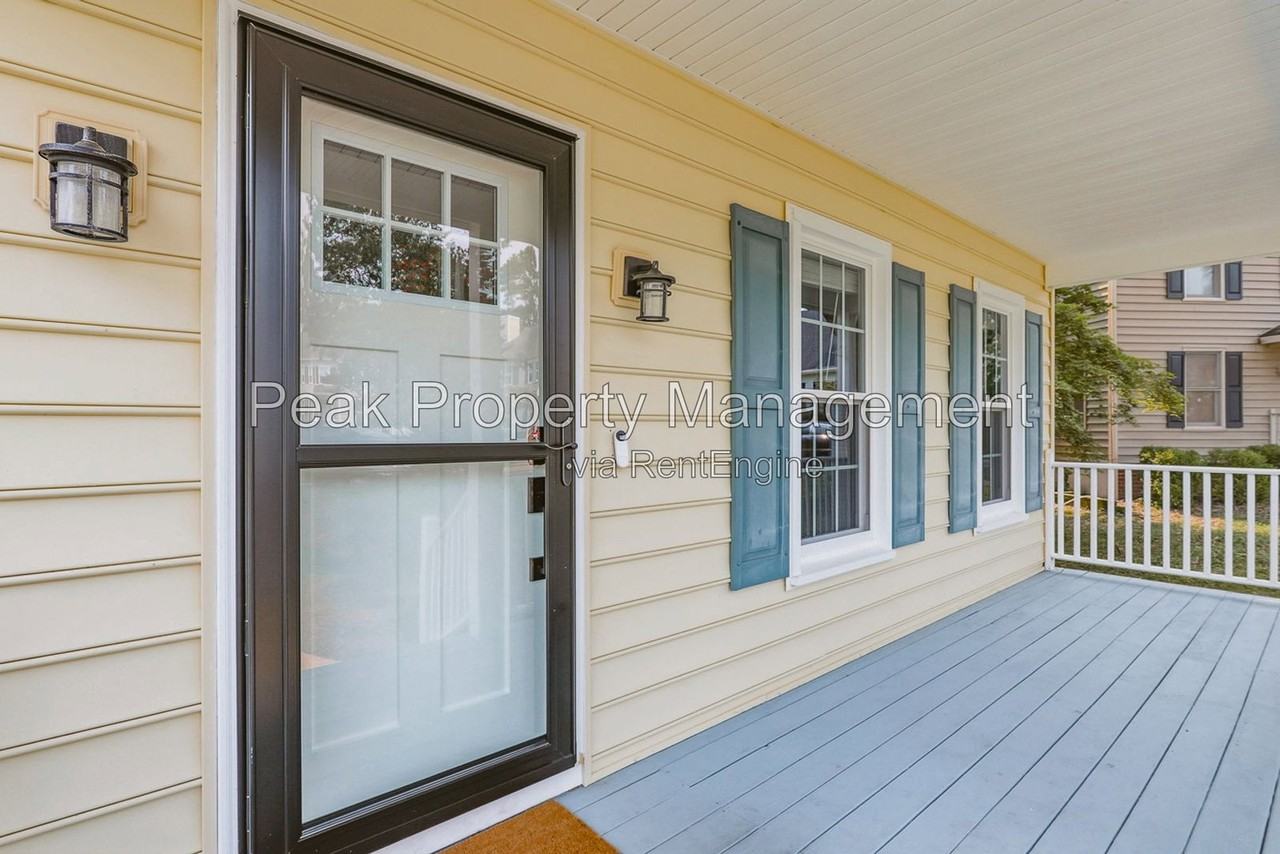 5008 Chelsea Brook Ln - Photo 5 of 29