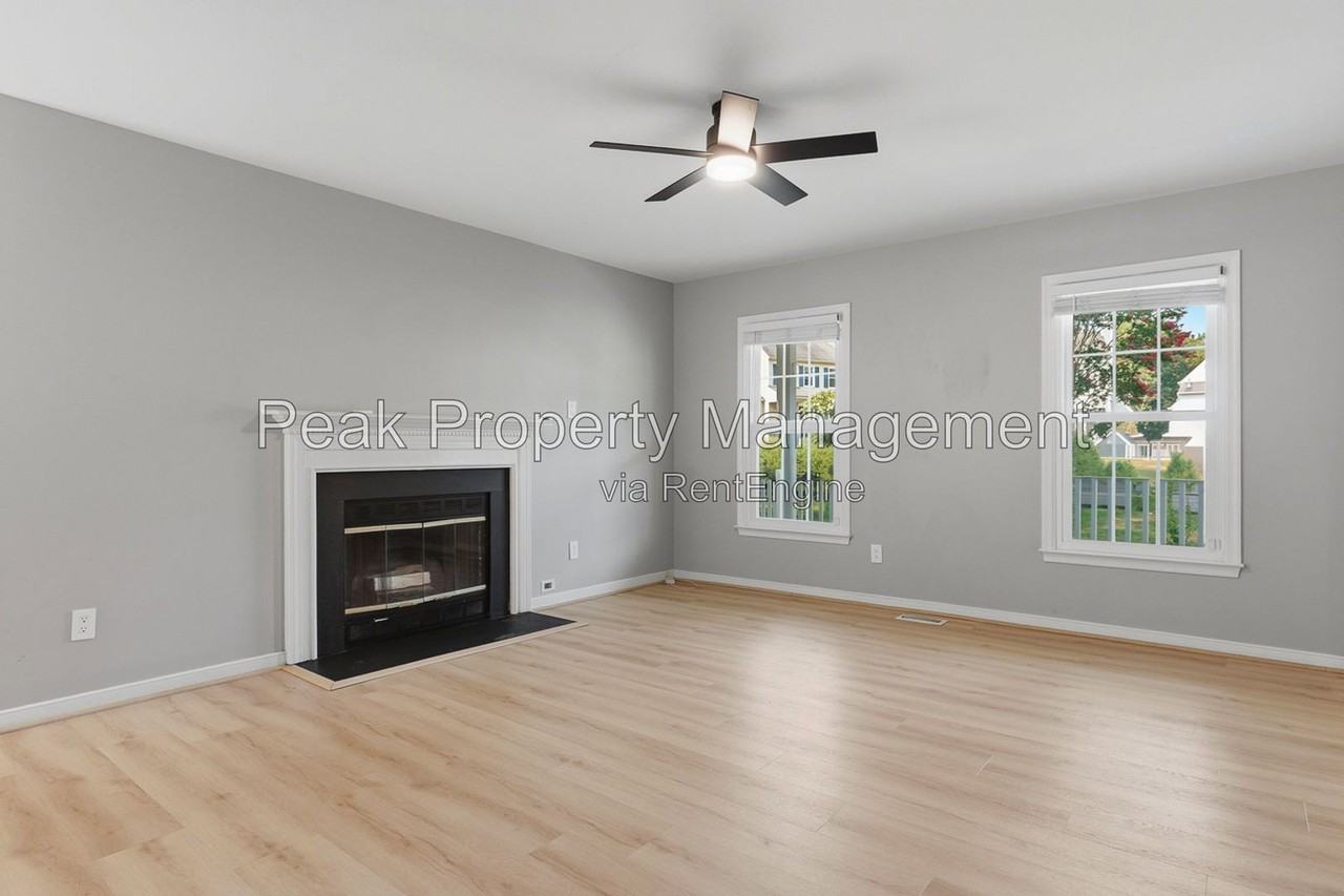 5008 Chelsea Brook Ln - Photo 6 of 29