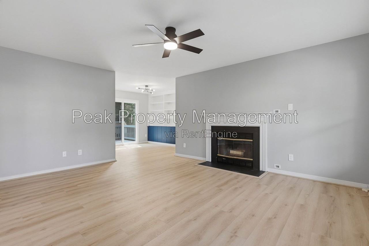 5008 Chelsea Brook Ln - Photo 7 of 29