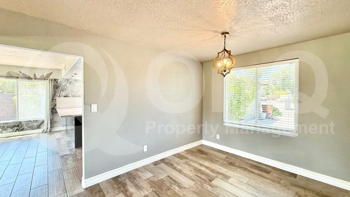 4969 E Evans Dr - Photo 5 of 27