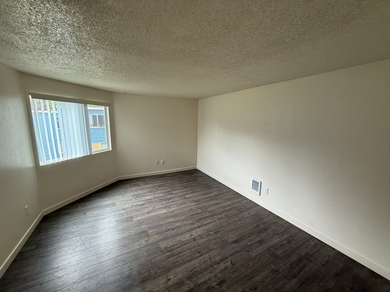 259 Senate St Nw - Photo 3 of 28