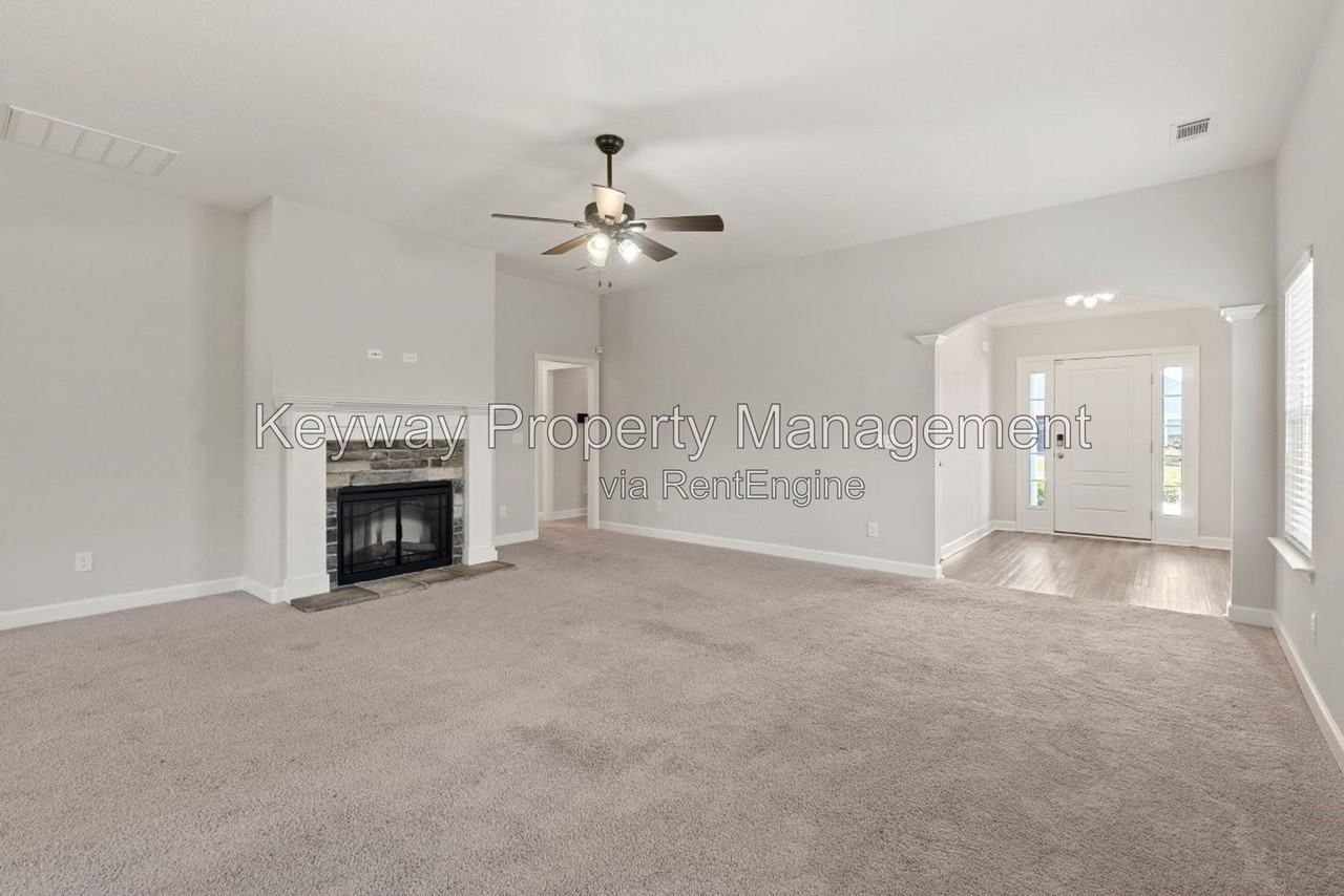 221 Ducal St - Photo 5 of 24