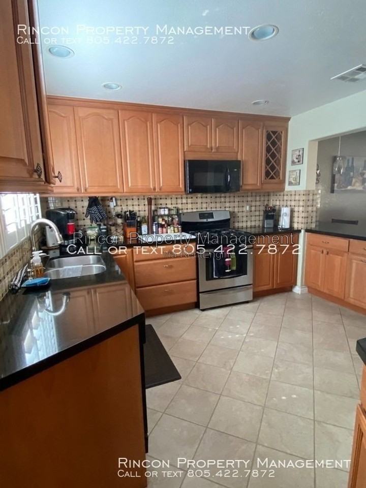 2303 Otter Creek Ln - Photo 4 of 20
