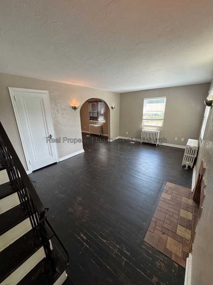 2819 Morlock St - Photo 4 of 13