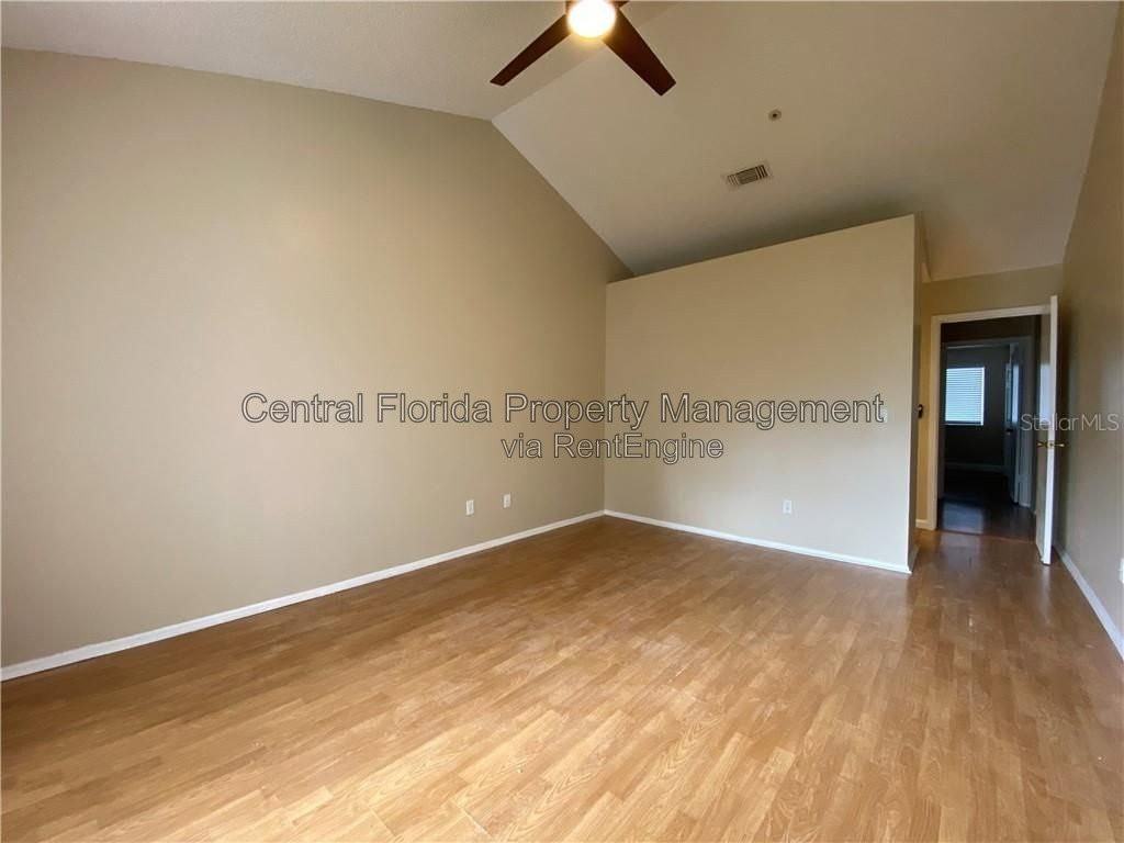 587 Northbridge Dr - Photo 2 of 20