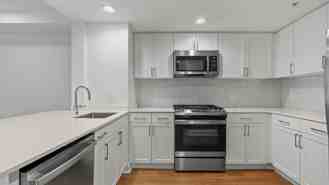 1800 Oak - Photo 1 of 1