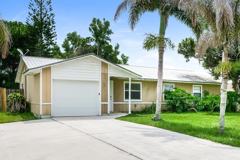 357 Nw Hibiscus St - Photo 1 of 1