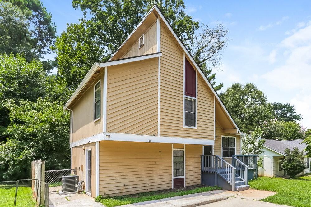 806 Durham Xing - Photo 5 of 18