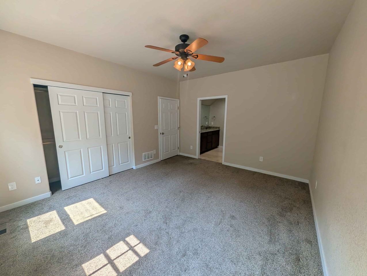 71 Mt Elbert Dr - Photo 4 of 21