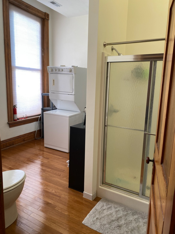 601 Main St - Photo 3 of 10