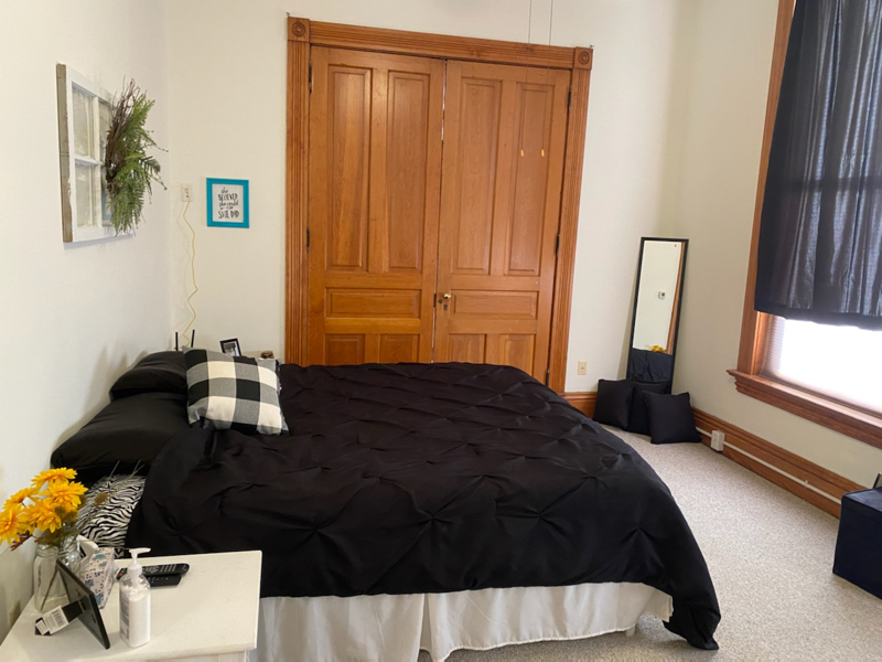 601 Main St - Photo 4 of 10