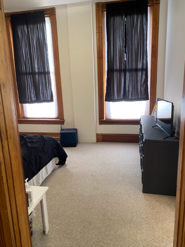 601 Main St - Photo 7 of 10