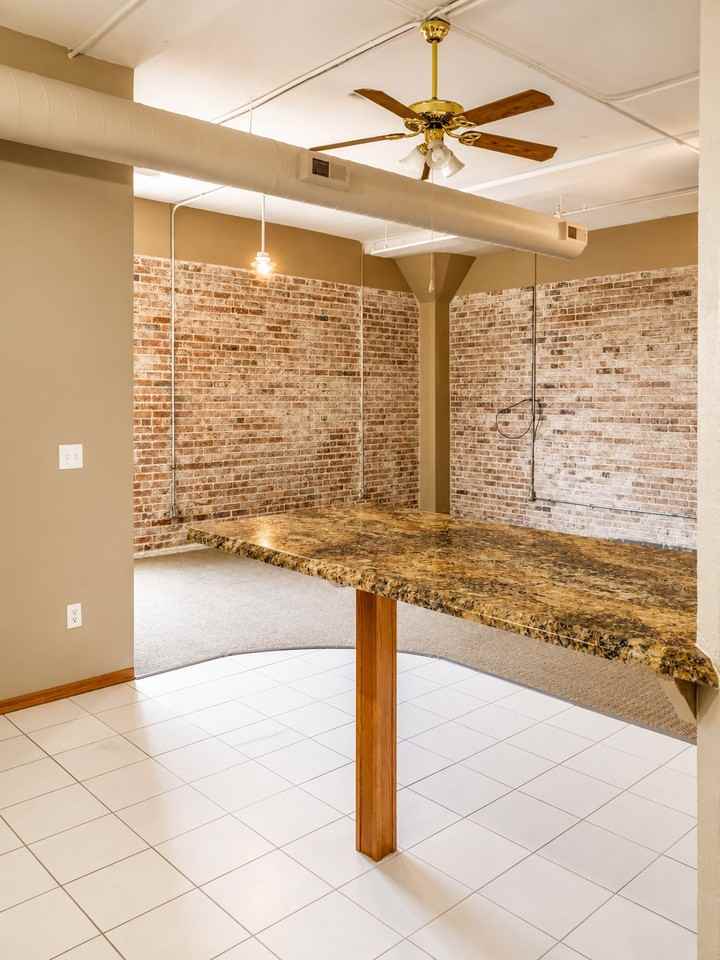 311 N 8th St #230 - Photo 4 of 8