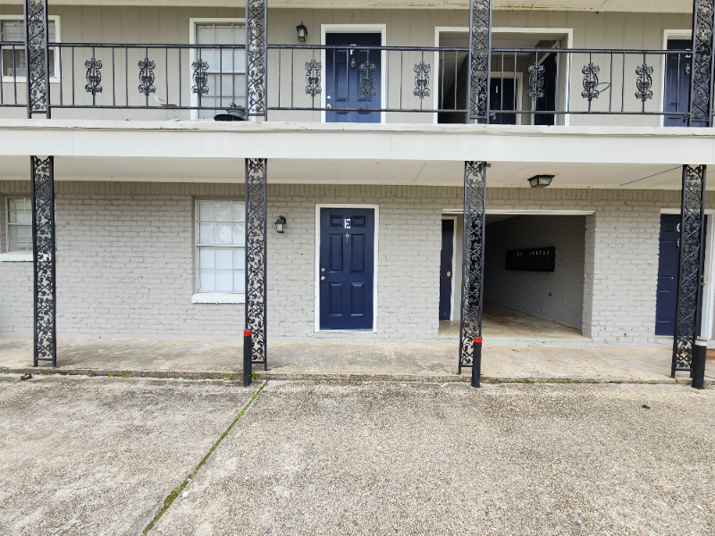 1375 Shortcut Hwy #E - Photo 2 of 8