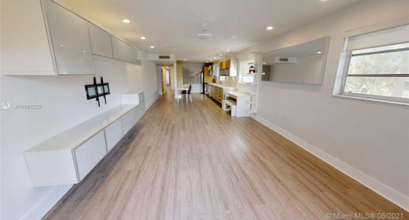 855 Euclid Ave #208 - Photo 4 of 34