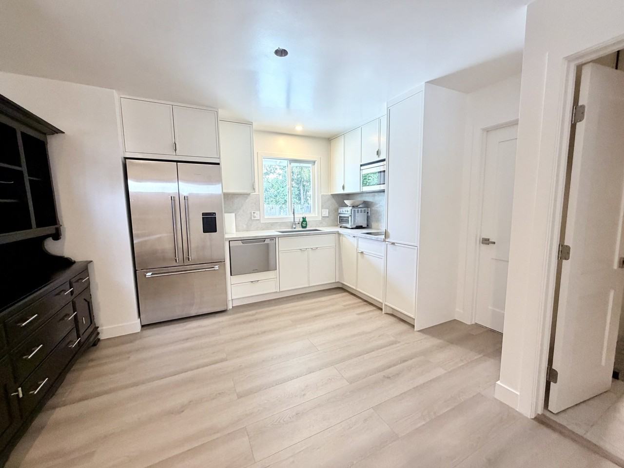 309 W Hampshire Ave - Photo 7 of 7