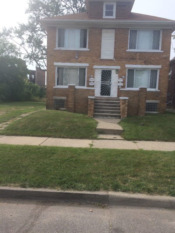 9775 Chenlot St - Photo 2 of 7