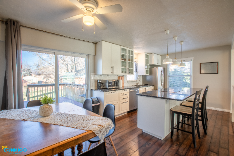 35 Eastsouth - Photo 4 of 17