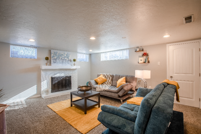 35 Eastsouth - Photo 3 of 20
