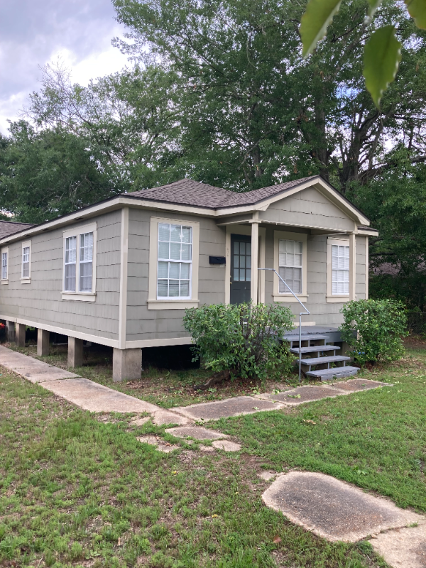 406 N Texas St - Photo 2 of 9