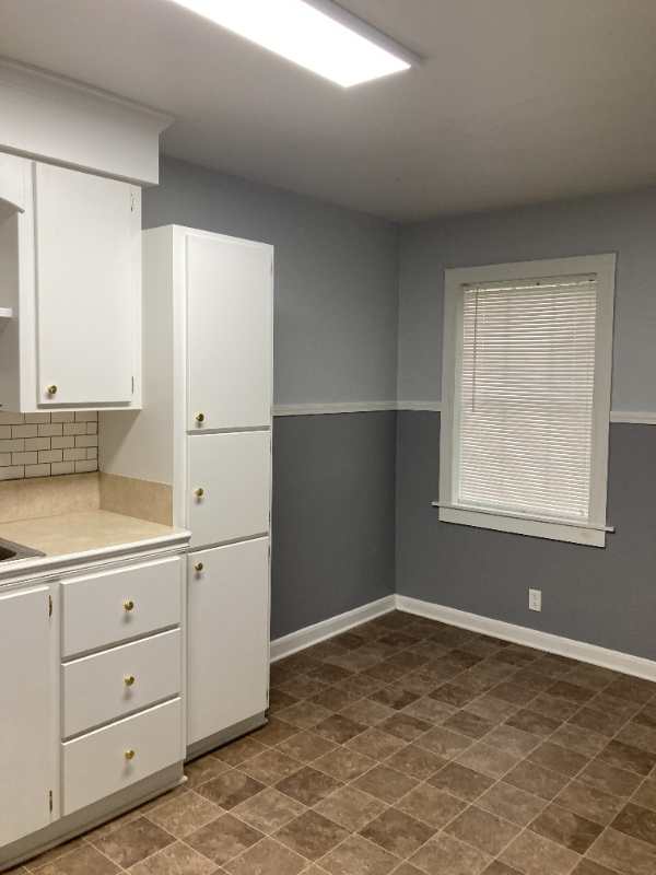 406 N Texas St - Photo 7 of 9