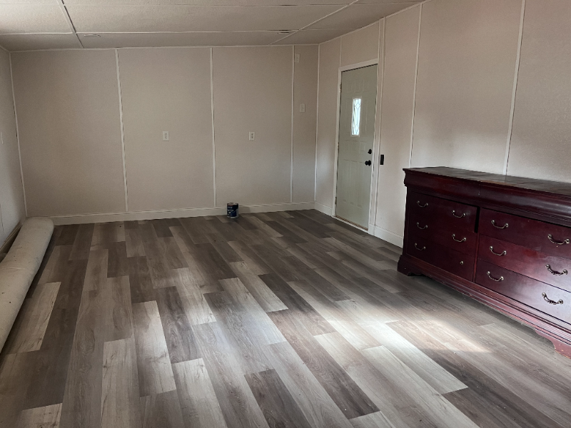824 Meadow Ave - Photo 4 of 16