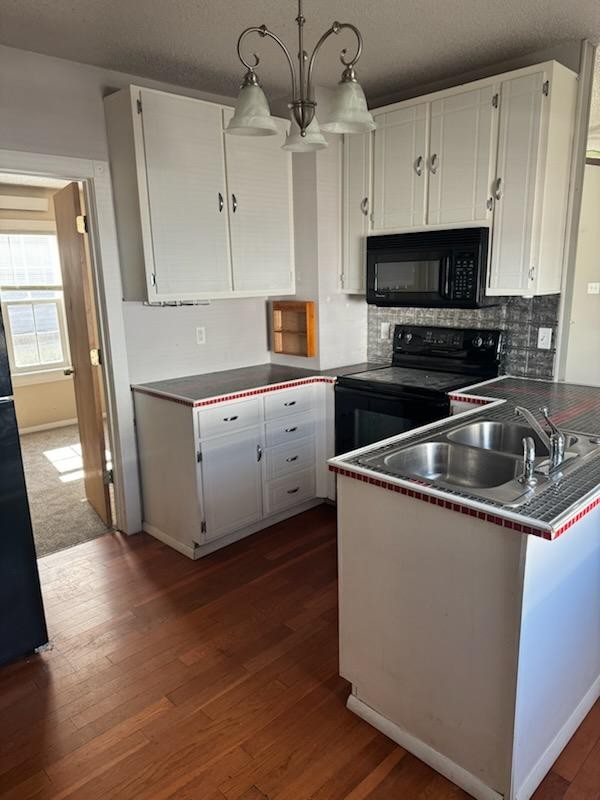 534 E 14th St - Photo 6 of 10