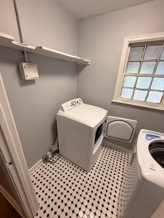 1812 York Ave #NA - Photo 5 of 17
