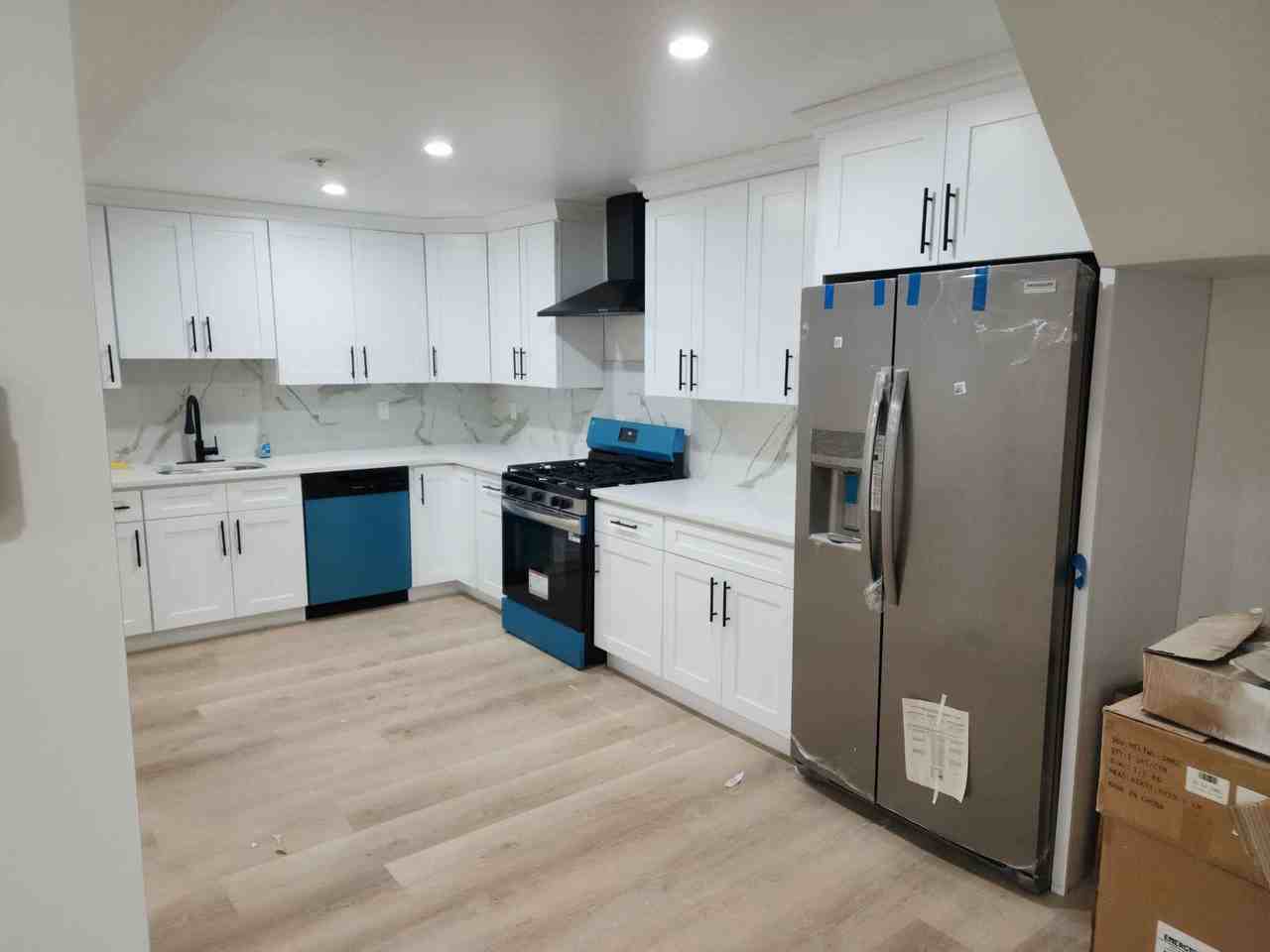 443 N Main St #1A