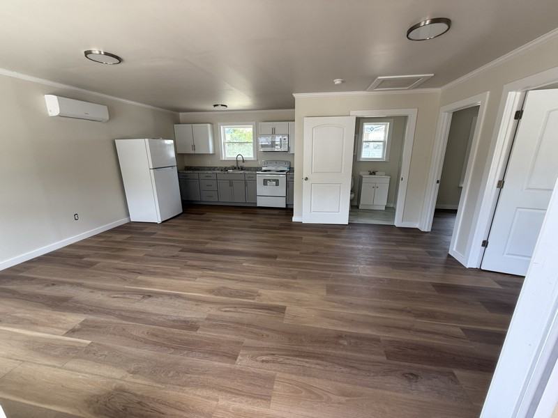 6497 Daniels Fork Rd - Photo 3 of 9