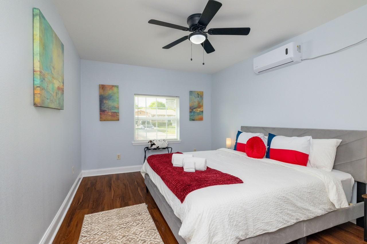 2445 Dancy Dr N #NA - Photo 7 of 17