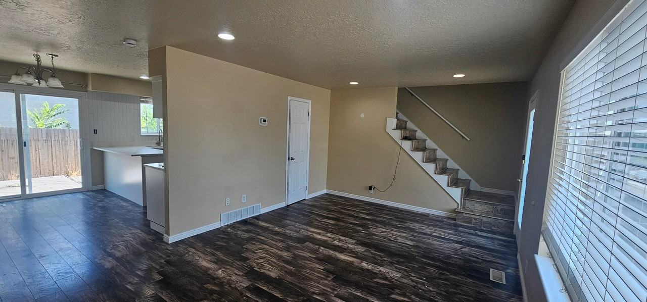 2316 E Claybourne Ave #2318 - Photo 3 of 20