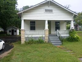featured image of 122 W Mead St