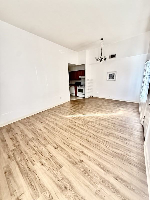 2801 Broadway St #2805 - Photo 4 of 5