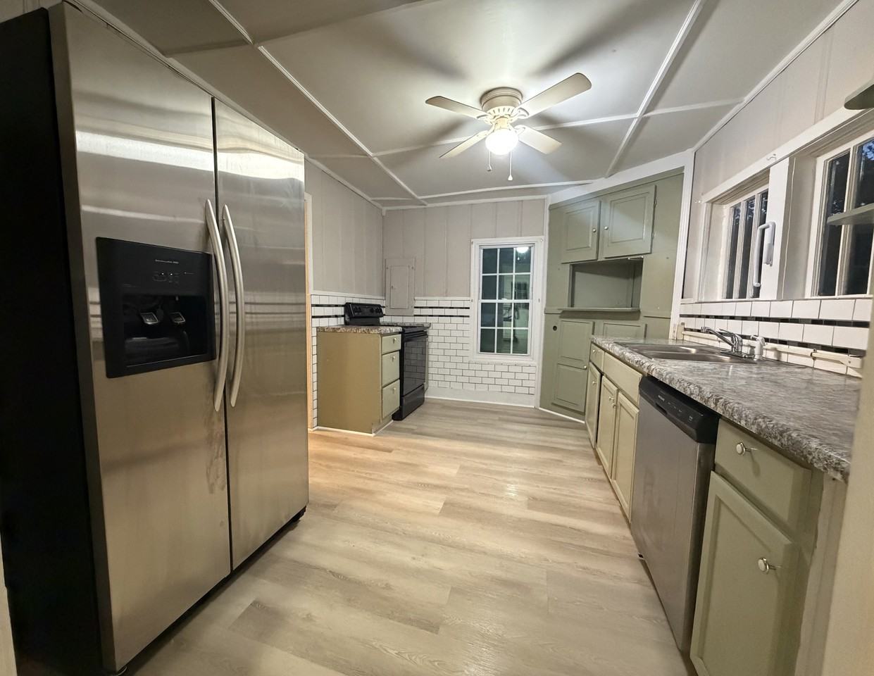934 Old Rockhouse Rd #NA - Photo 4 of 28