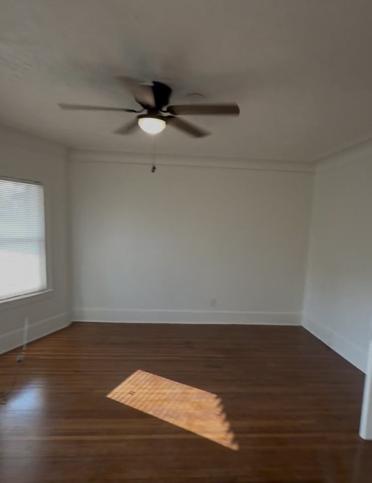 1094 Lenox St #1 - Photo 7 of 11