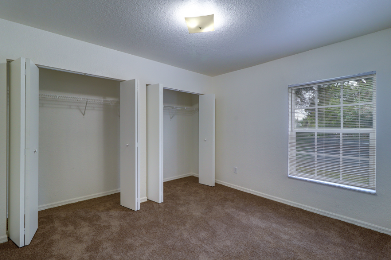 8147 46th Ave N #112 - Photo 7 of 19