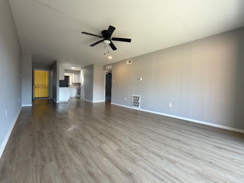 301 Tri City Beach Rd #4 - Photo 4 of 7