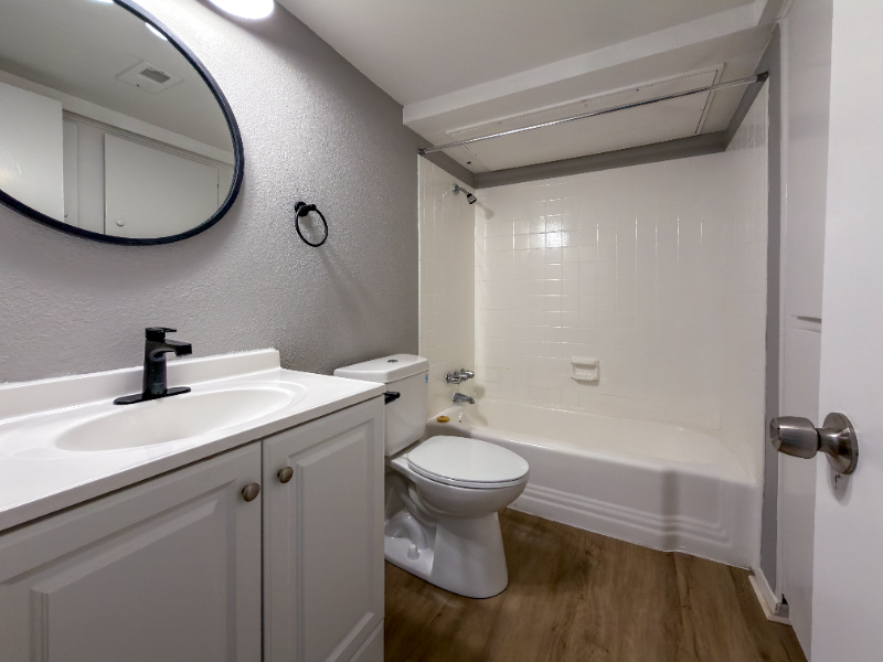 301 Tri City Beach Rd #4 - Photo 5 of 7