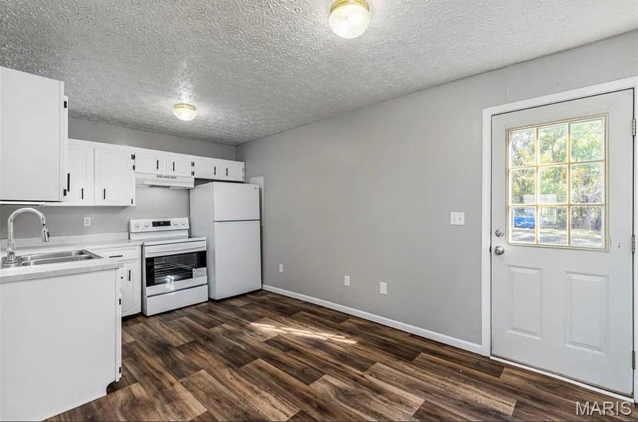 319 Harold St #1 - Photo 6 of 12