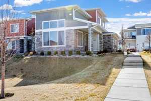 featured image of 974 W Cyan Valley Way