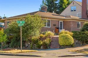 featured image of 3003 Nw 74th St