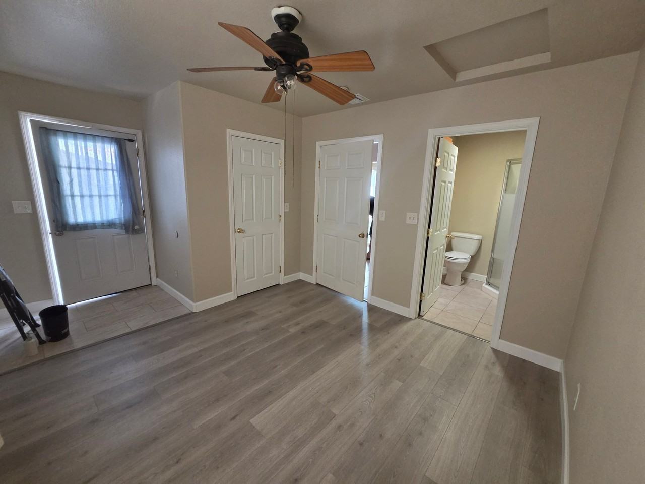 40 Tap Cir - Photo 3 of 10